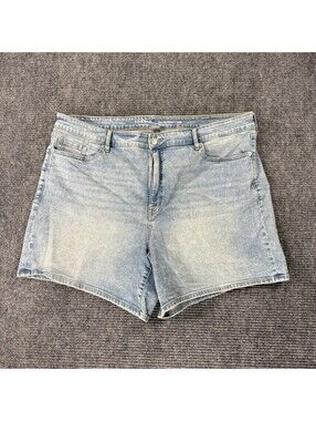 Torrid High-Rise Perfect 7" Vintage Stretch Denim Shorts Light Wash Size 24